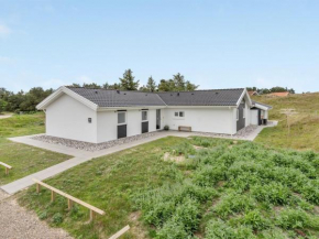 Holiday Home Alli - 800m from the sea by Interhome